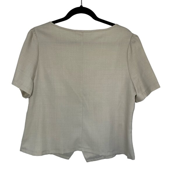 V-Neck Top Button down. Short Sleeve Beige XL Size 12 - Picture 5 of 7